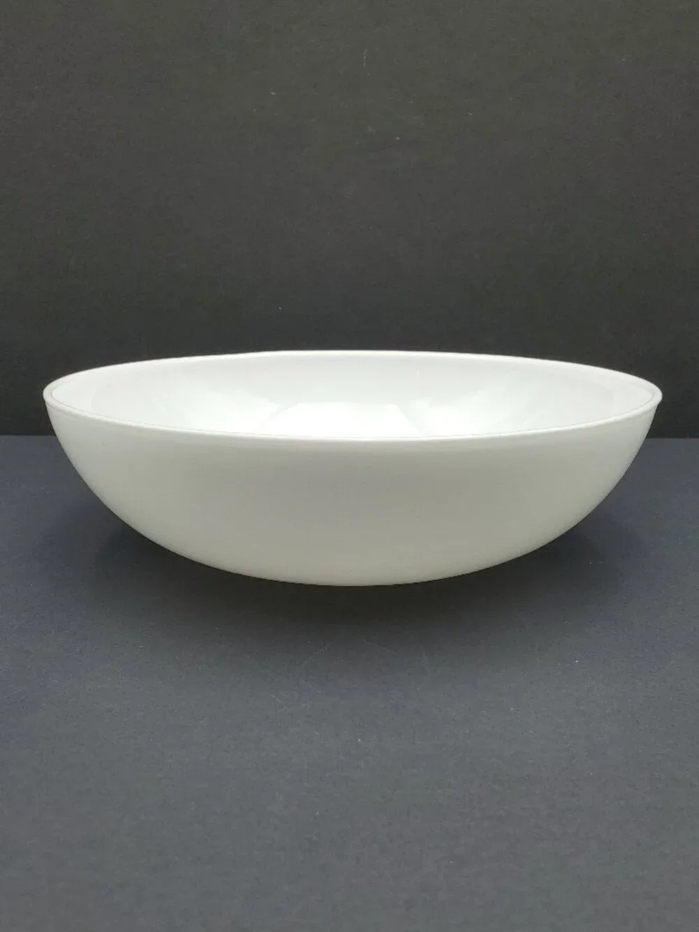 Corelle Winter Frost White Pasta Salad Meal Bowl with Plastic Holder and Cover